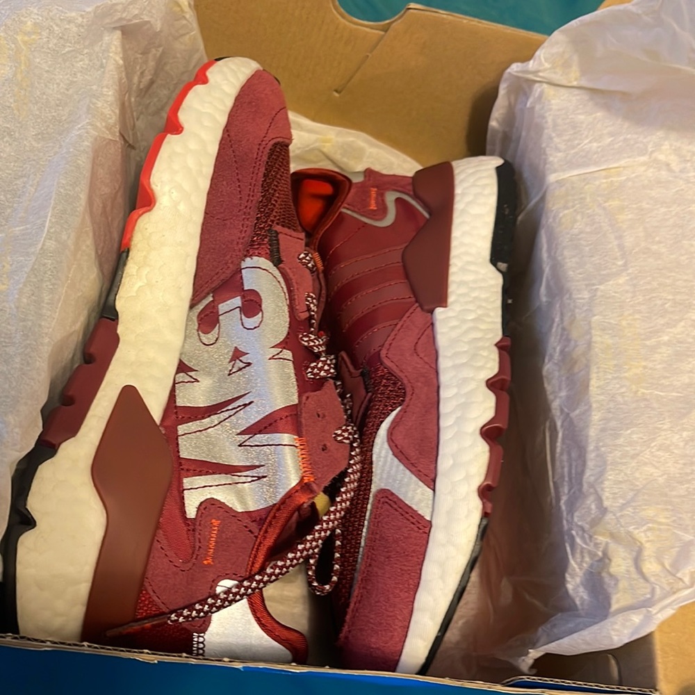 addias night joggers, like a burgundy color, don’t wear just in my closet